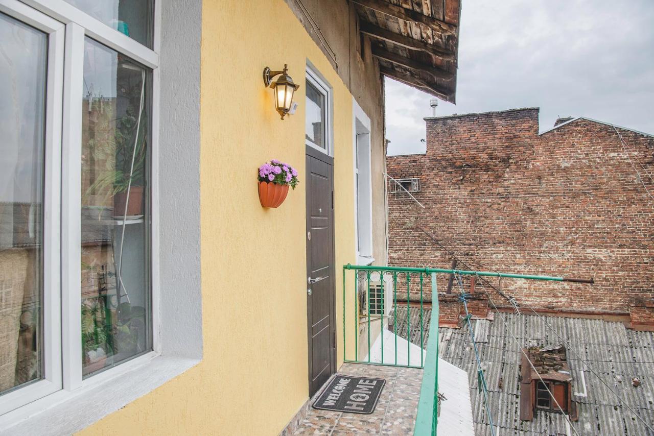 Апартаменти В Центрі Львова Ngoại thất bức ảnh
